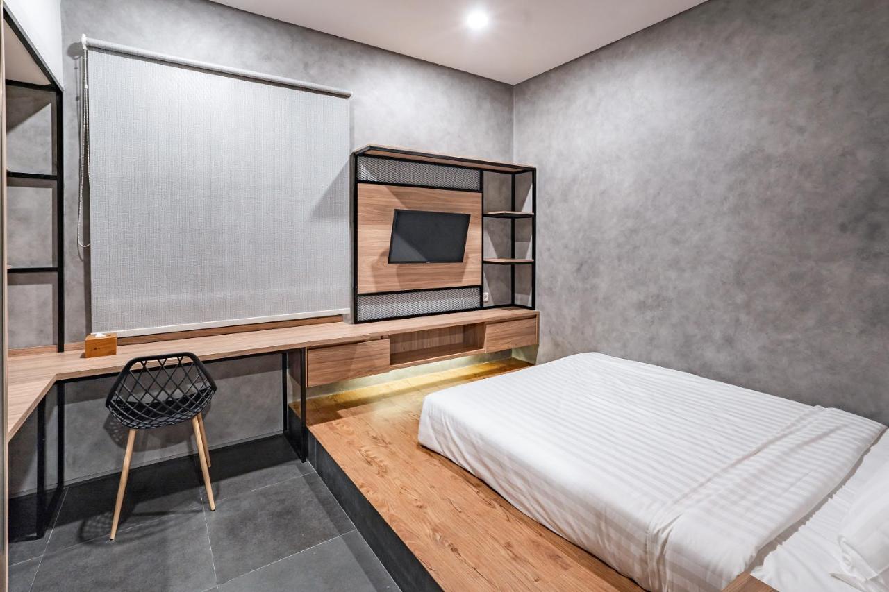 Loa Living Solo Baru Hotel Grogol Quarto foto